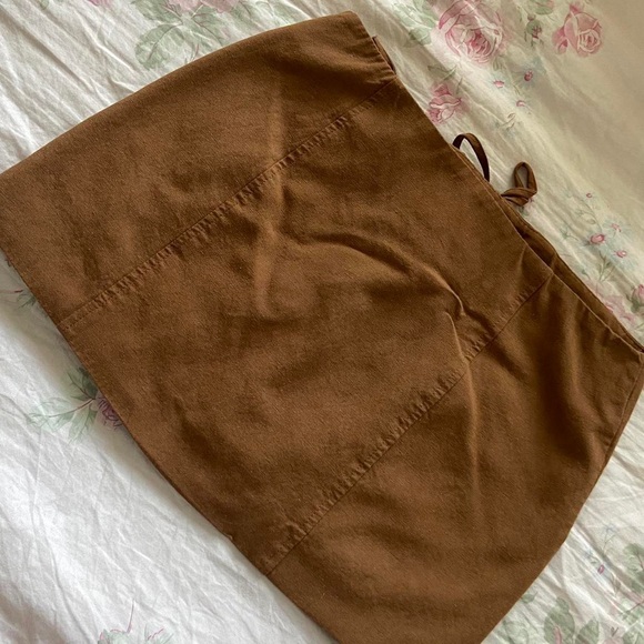 Brown Lace-Up Mini Skirt - Picture 4 of 4